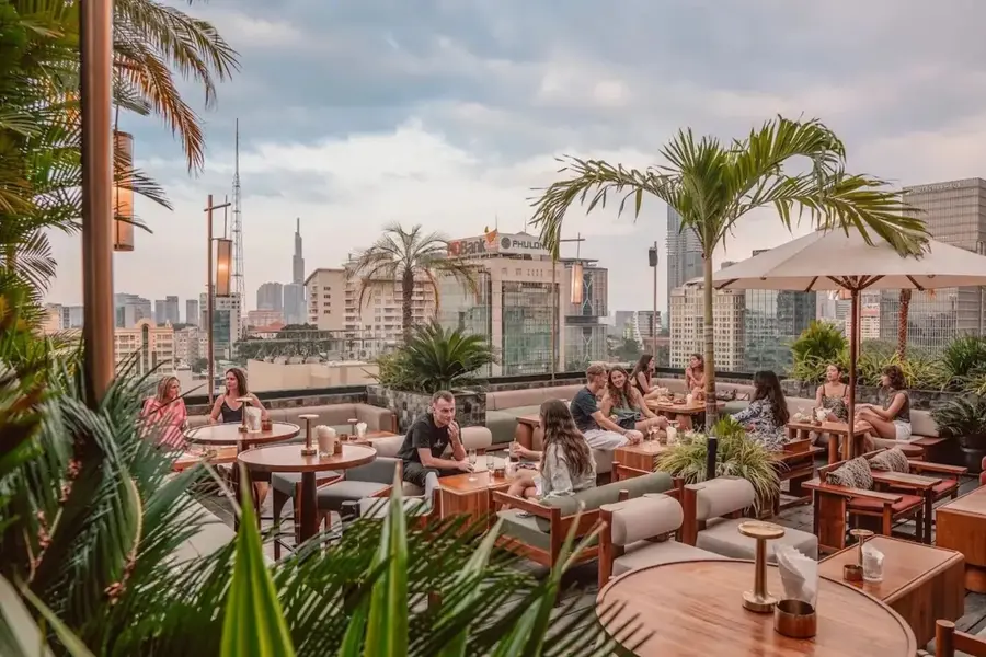 Papaya Papa — rooftop bar & nhà hàng đẳng cấp nhất Sài Gòn
